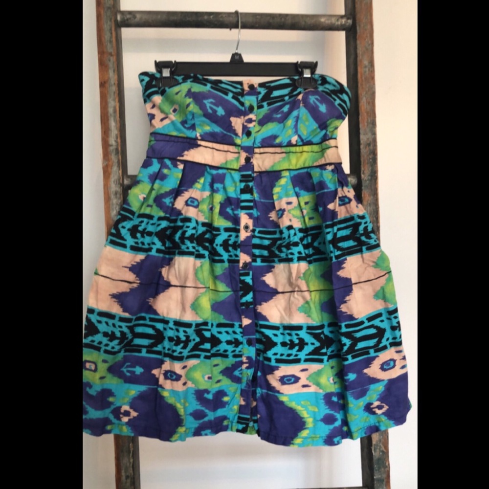Strapless Aztec print dress
